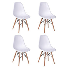 Conjunto Mesa 4 Cadeiras Brancas Eiffel 90cm Base Madeira Tampo Branco - Foto 4